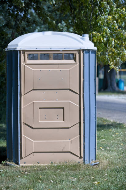 Best Construction site porta potty rental  in Quinebaug, CT